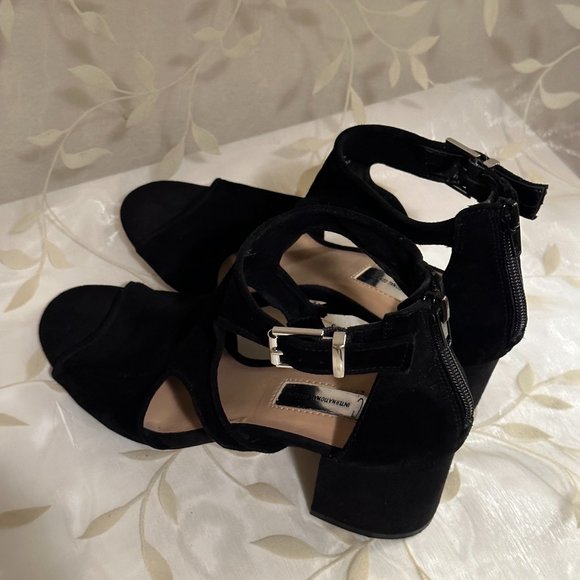 I.N.C Helenn Leather Suede Ankle Strap Bootie Shoe Size 7.5 Black Open Toe - Picture 9 of 12